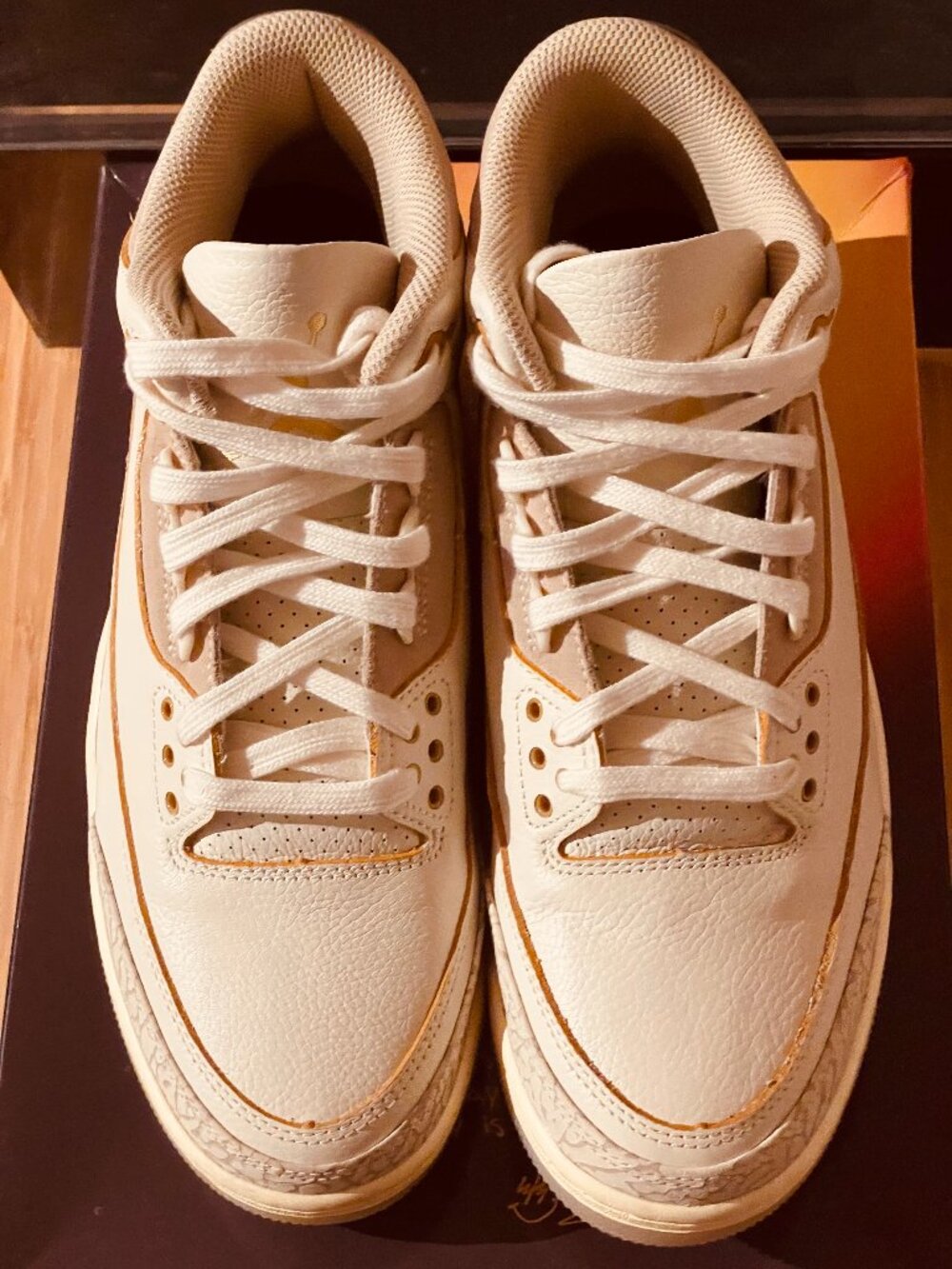J. Balvin x Air Jordan 3 Retro Medellín Sunset US 10.5